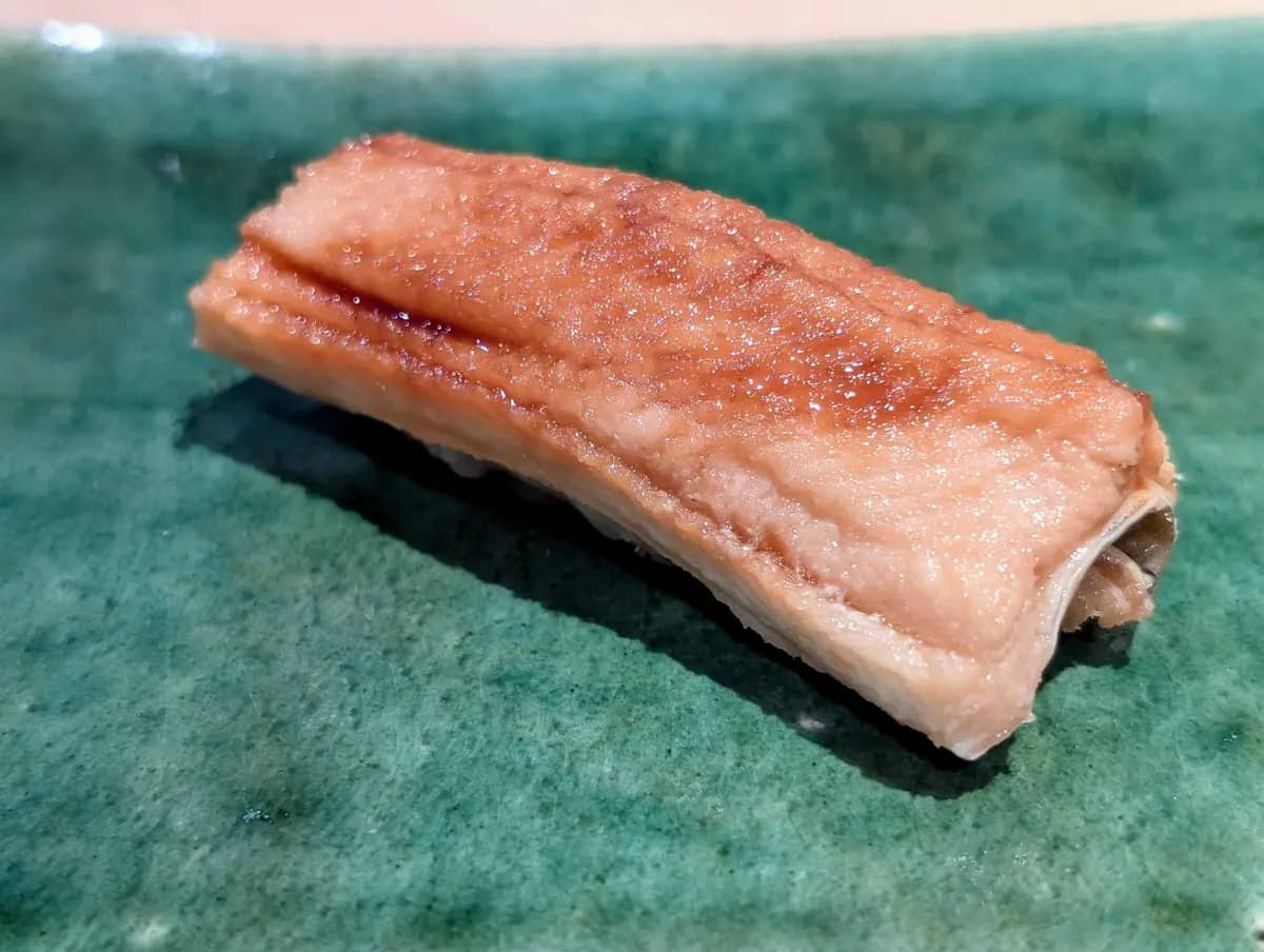 Omakase at REONA features tender Anago (saltwater eel) prepared with traditional Edomae techniques.